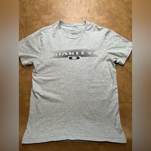 Oakley - Grey Shirt - Large